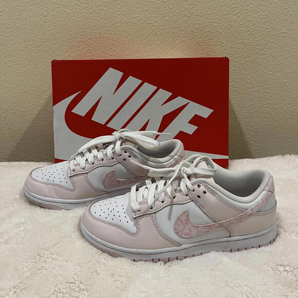 Nike Dunk Low - Picture 1 of 4